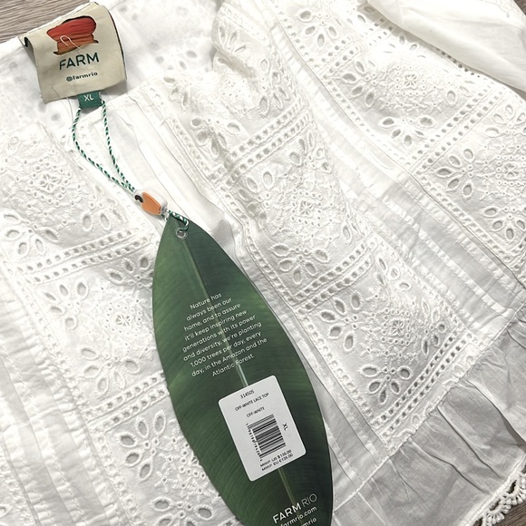 FARM RIO Off White Eyelet/Lace Top - Picture 4 of 4